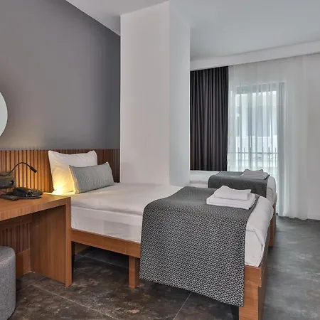 Hotel Wolf Of The City & Spa *