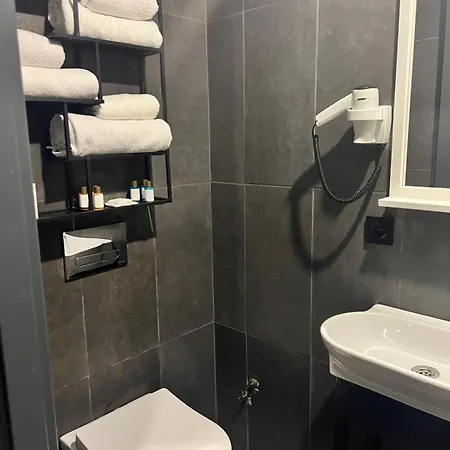Hotel Wolf Of The City & Spa *